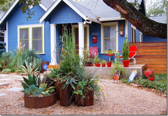 bluenredhouse