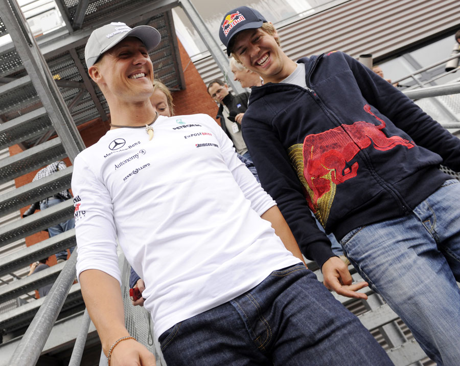 Михаэль Шумахер и Себастьян Феттель на Гран-при Бельгии 2010