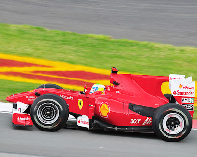 мультяшный болид Ferrari