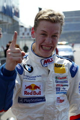 Себастьян Феттель чемпион Формулы-BMW 2004 года