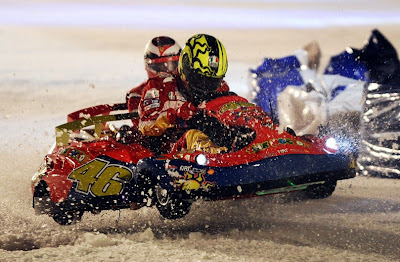 Валентино Росси за рулем карта на ледовой гонке Wrooom 2011