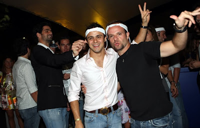 Рубенс Баррикелло и Фелипе Масса отжигают на вечеринке