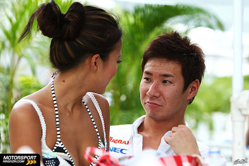 Kamui_Kobayashi_with_girlfriend_Yu_Abiru_3_mal11.jpg