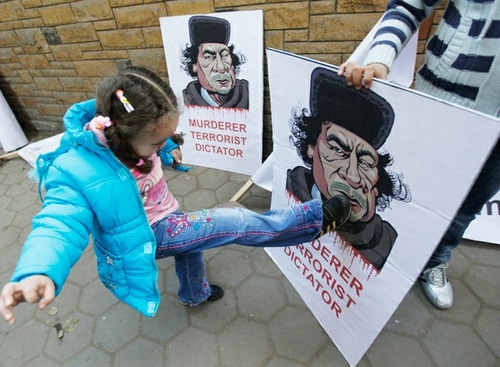 [kaddafi_murderer[2].jpg]