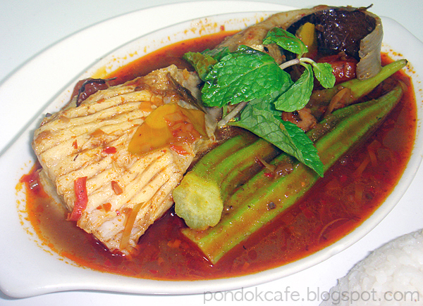 ikan pari assam pedas pondok cafe