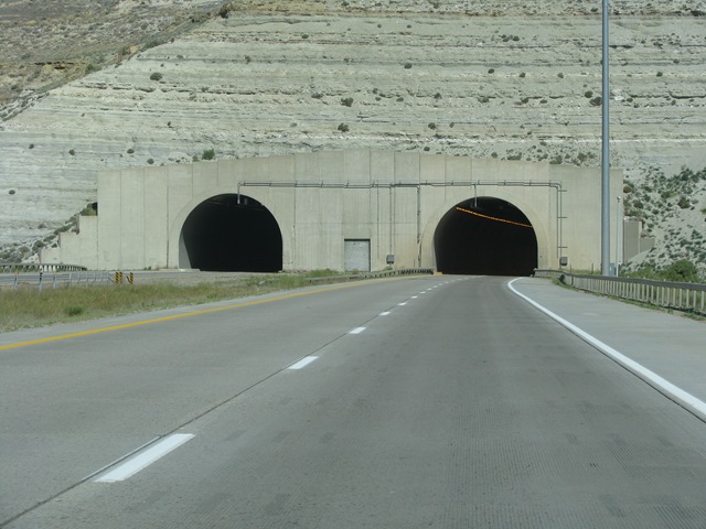 [1517 I 80 Twin Tunnels at Green River WY[5].jpg]