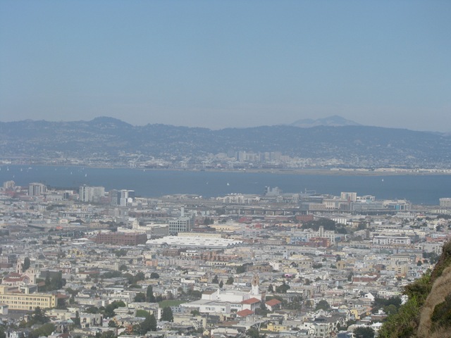 [3242 View of San Francisco from Twin Peak[2].jpg]