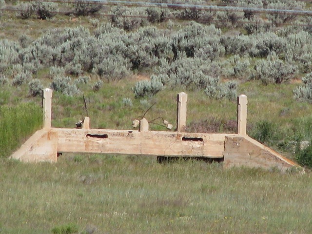 [1710 Old Lincoln Bridge from Wasatach Road West of Evanston Wy[2].jpg]