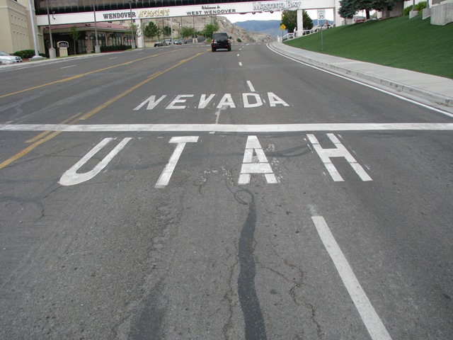 [2004 Utah Nevada State Line on the Lincoln Highway thru Wendover NV[2].jpg]