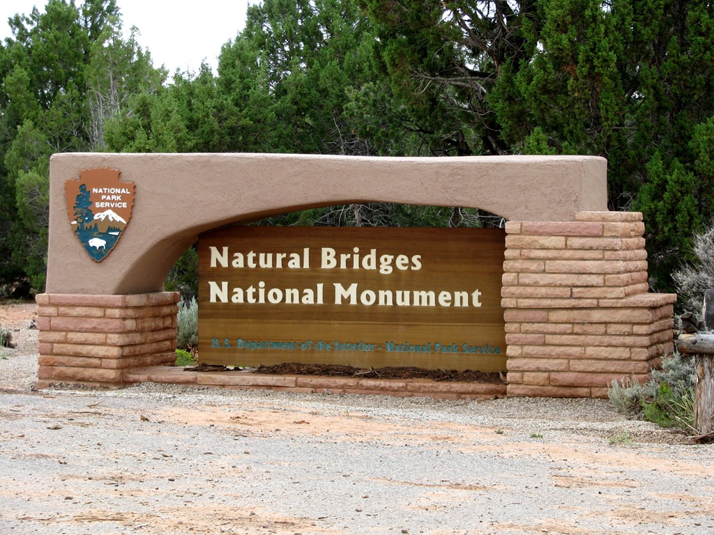 [5523 Natural Bridges National Monument UT[3].jpg]