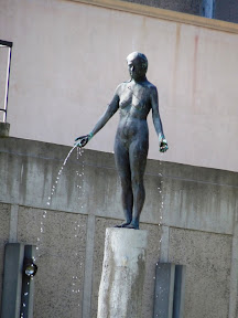 http://lh4.ggpht.com/_ywJwiG_dXF8/ScxeweSGjiI/AAAAAAAAAa0/p8QVTRn50fs/s144/02-09%20378.jpg