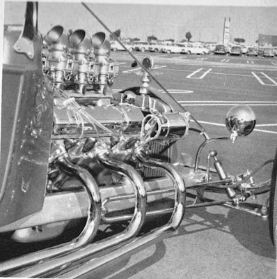 Buzz Pitzen's T-Bucket engine Buzz Pitzen's T-Bucket engine