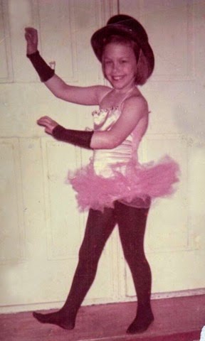 [Susan SMALL abt 1960[2].jpg]