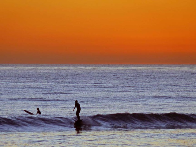 [Surfer at Sundown[9].jpg]