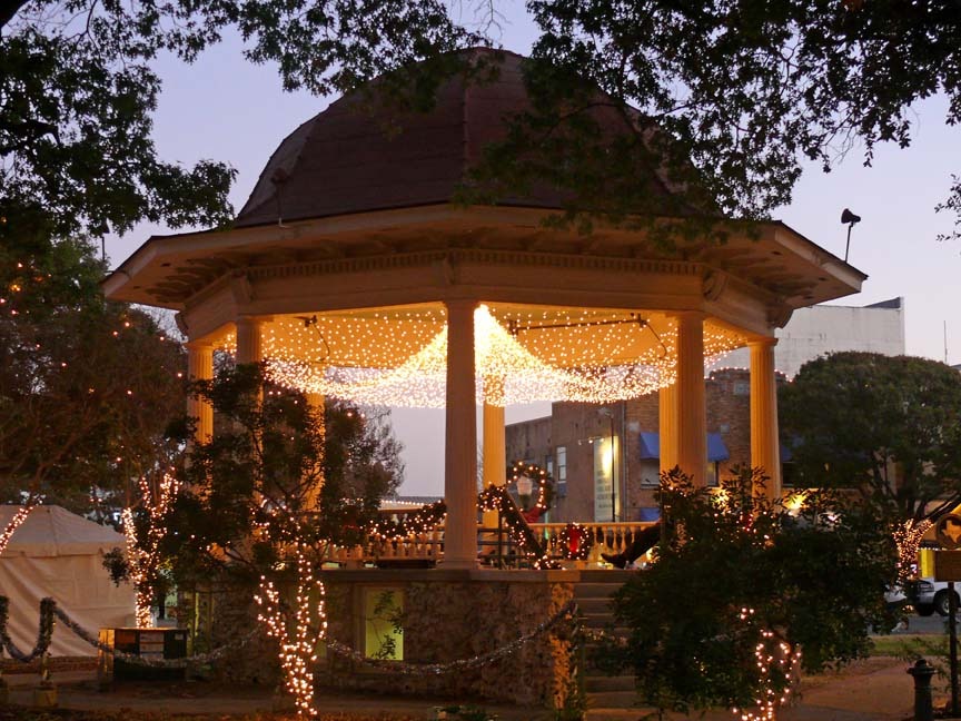 [New Braunfels Gazebo.jpg]