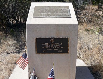 Kingston MOH Grave