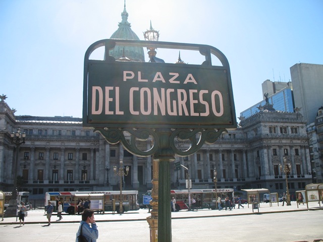 [Buenos Aires - plaza del congreso[3].jpg]