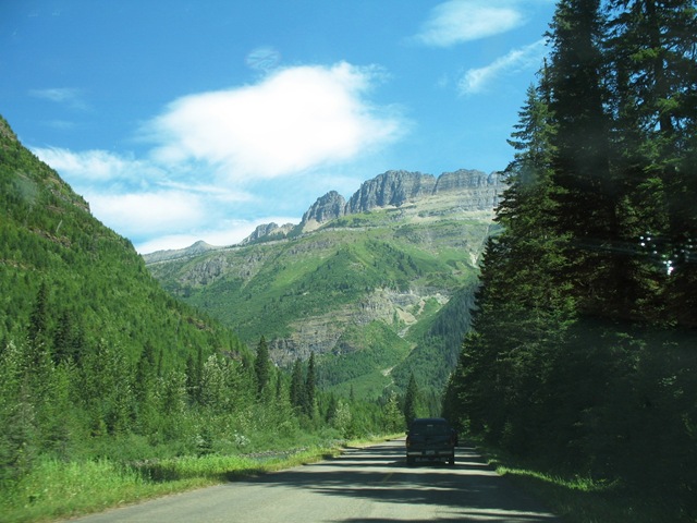 [GNP - Closer to the Road to the Sun - can you see it up there.jpg]