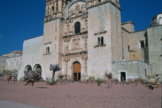 [Oaxaca - kloster[3].jpg]