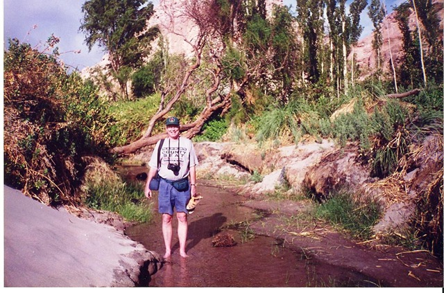 [Toconao - me in creek[3].jpg]