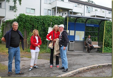 B - OsloBG -Akershus Forttress and Castle  - Waiting for the Bus