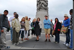 113 - OsloBG - Mini Tour - Vigeland Park and bloggers