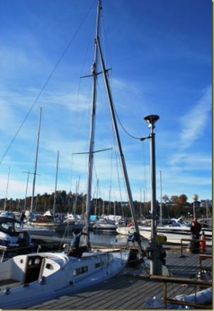 2010-10-16 - Sailboat must be ready for the Winter 3