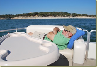 Frsh Air on the Lake - easy to have a nap