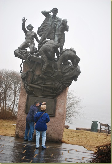 Seamen War Monument - Ginnie and Renny