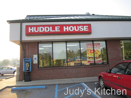 huddle house restaurant diner huddle house restaurant diner