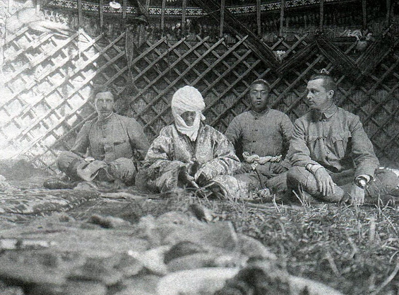Алайская царица с внуком в гостях у Маннергейма.: foto_history ...