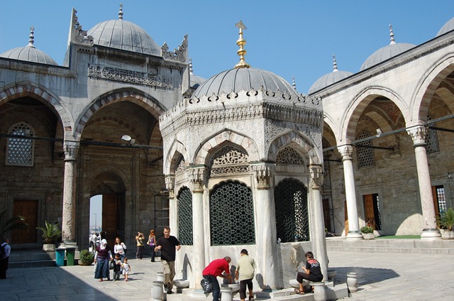 [Turkia 2009 - Estambul  -Nueva Mezquita, Eminonu    274[2].jpg]