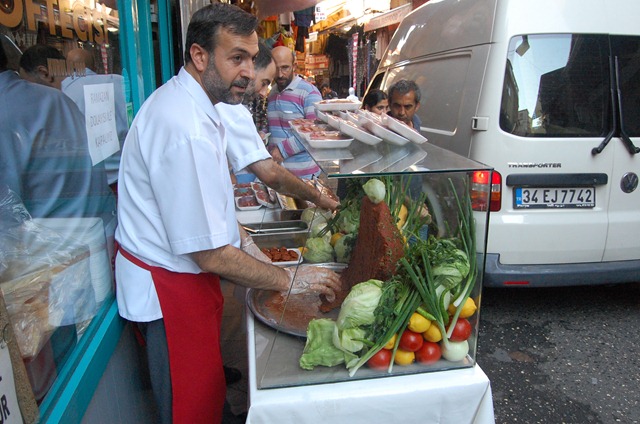 [Turkia 2009 - Estambul  - Mercado Eminonu    328[5].jpg]