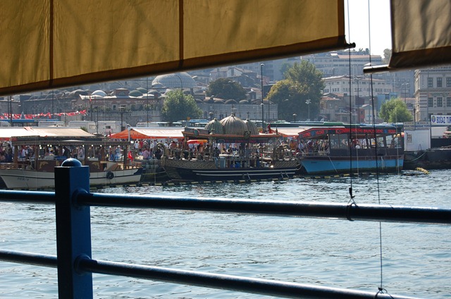 [Turkia 2009 - Estambul  -Puente Galata    296[2].jpg]