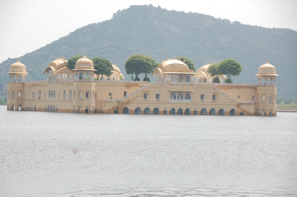 [India 2010 -   Jaipur - Jal Mahal , 15 de septiembre   03[3].jpg]
