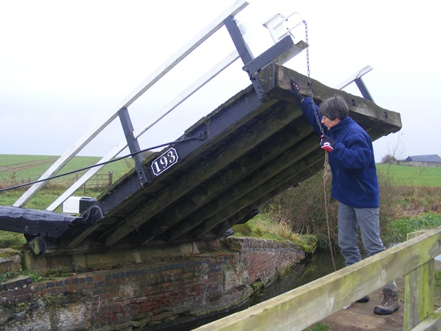 [DSCF5096[4].jpg]