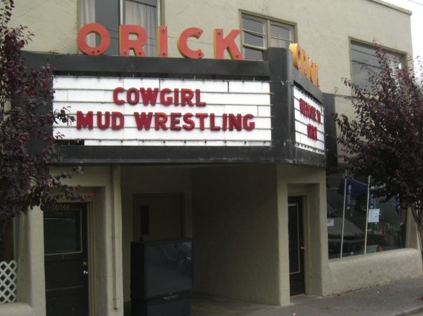 [cowgirl-mud-wrestling[2].png]