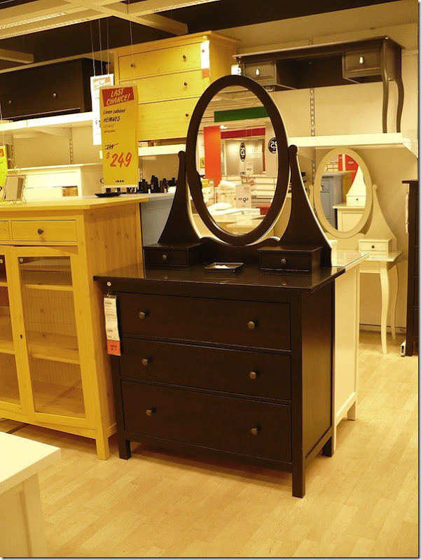 dresser dresser