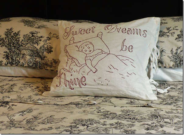 Redworkpillow Redworkpillow
