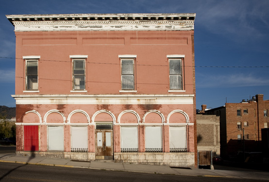 brickbldg.jpg