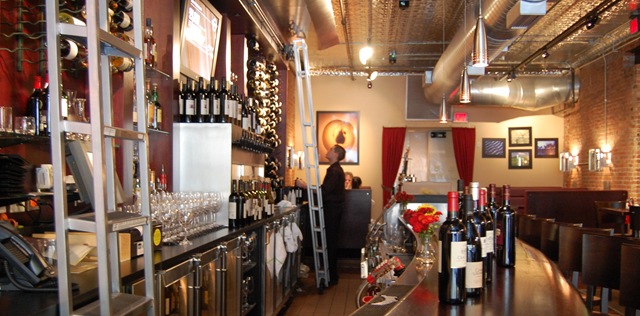 [Vinology bar[10].jpg]