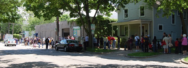 [LininguponMadisonSt.8.jpg]