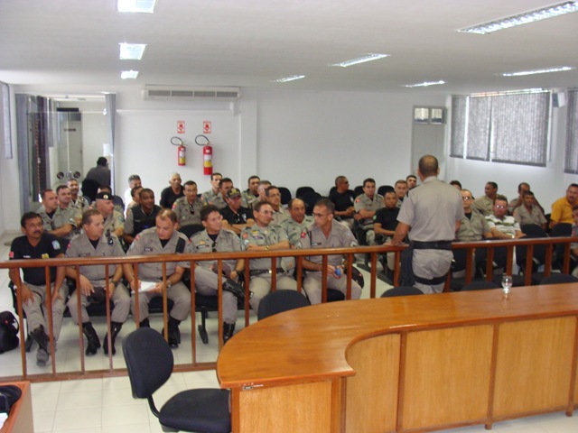 [Cia de Policia (7)[2].jpg]