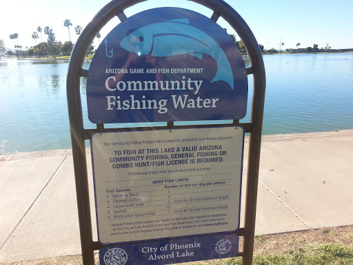 Cesar Chavez Park Community Fishing Water East Signage