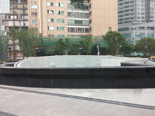 国泰广场喷泉池