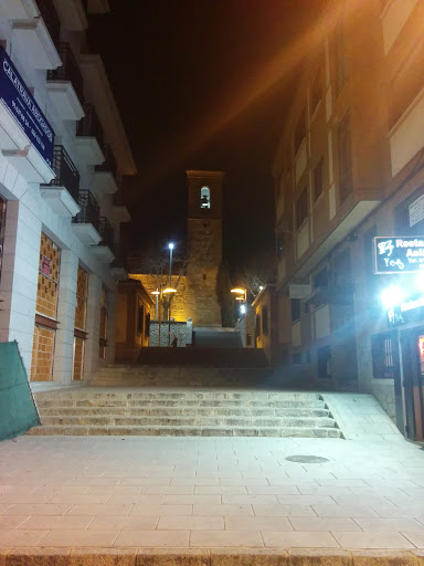 Puerta B Parroquia San Miguel Arcángel