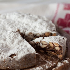 Panforte, a spicy Christmas cake from Siena