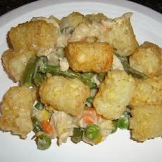 Tater Tot Chicken Pie