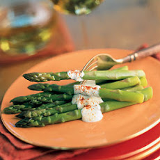 Asparagus Spears With Garlic Aïoli