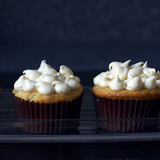 Peach Cupcakes with Brown Sugar Cream Cheese Frosting